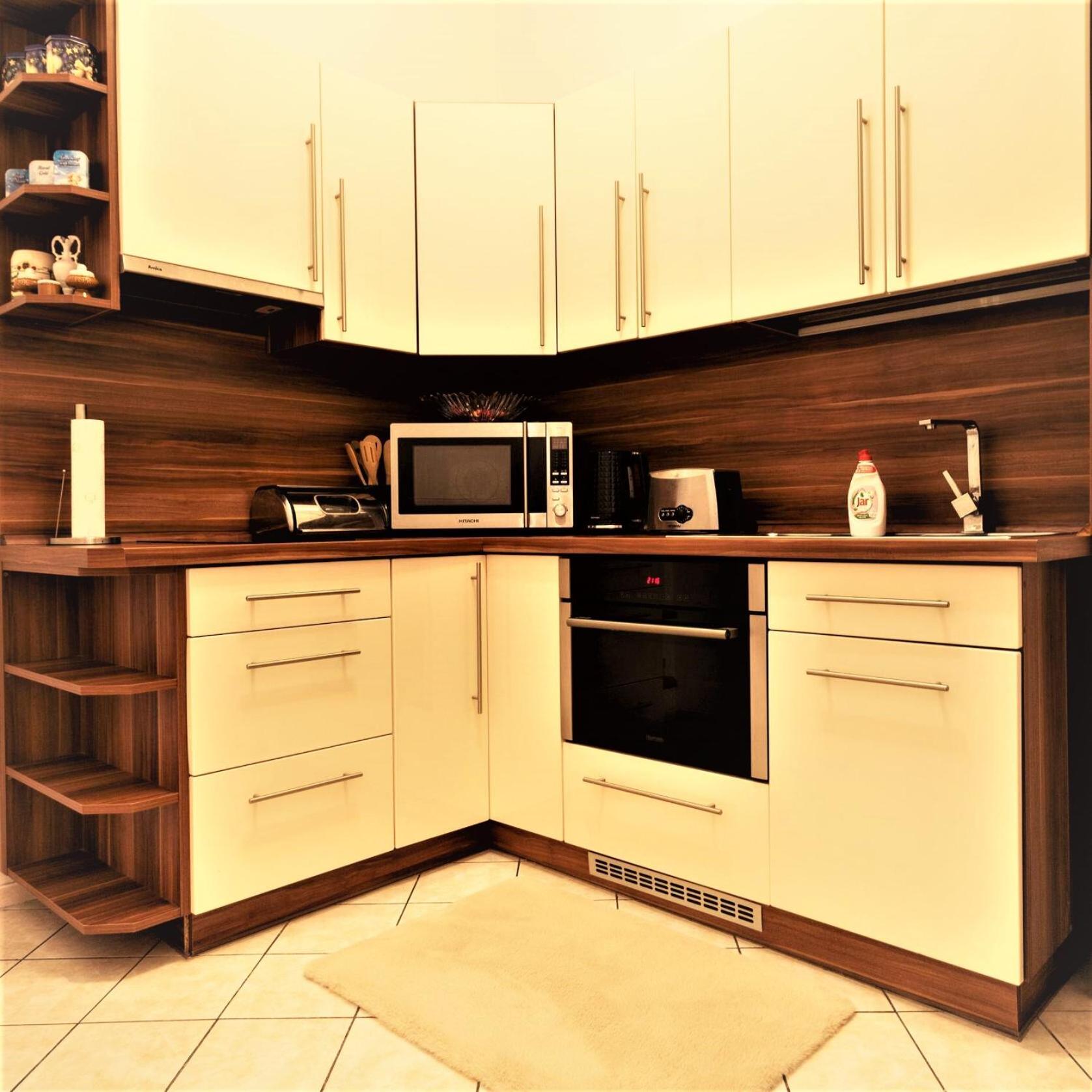 Apartmany U Tri Jehnatek Karlovy Vary Bagian luar foto